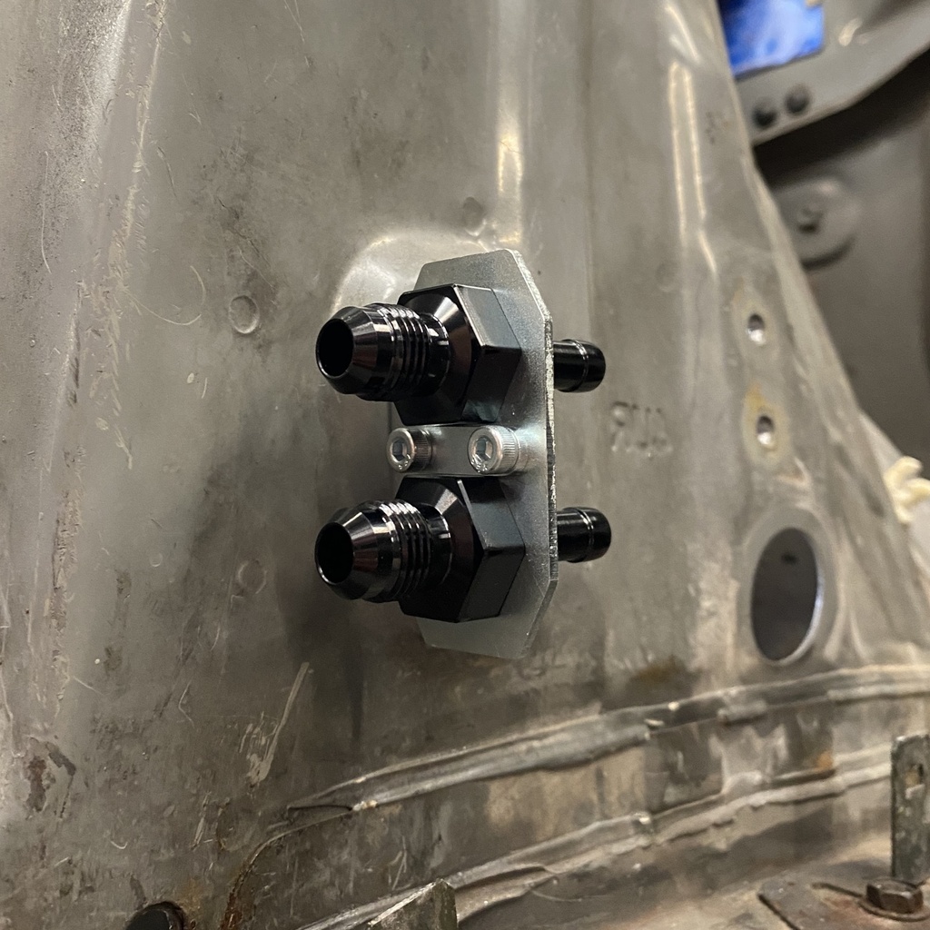 Fuel Hose to AN Fitting Conversion Bulkhead