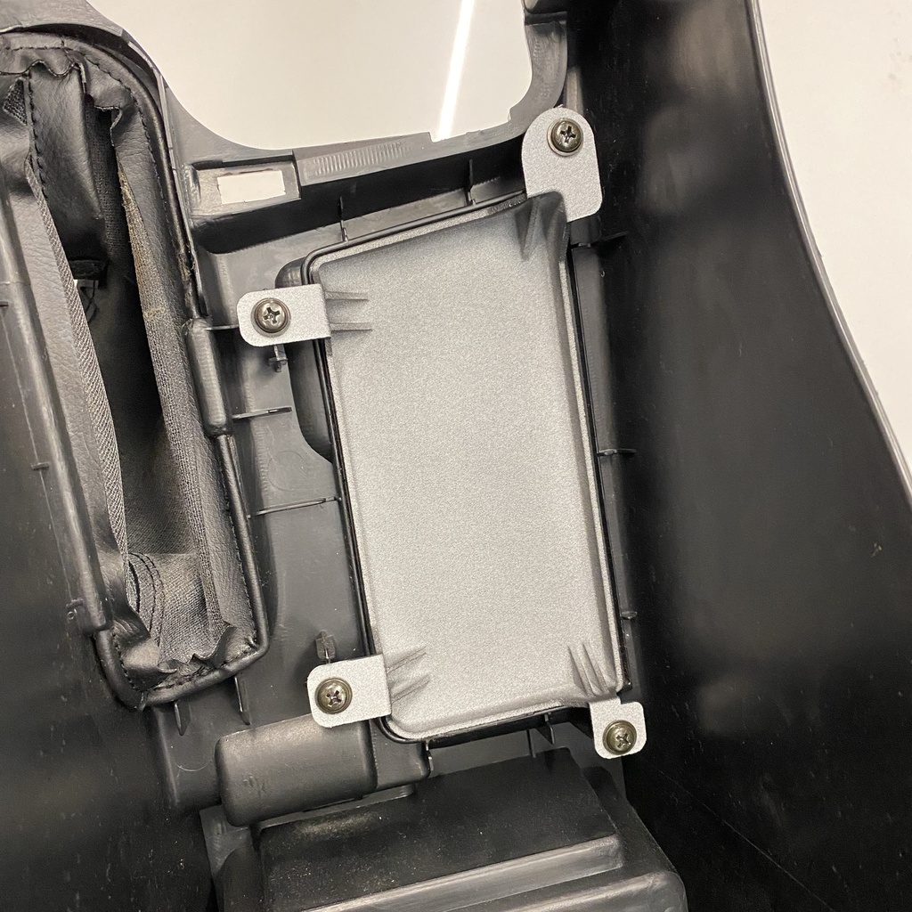 R34 Blank Centre Console Insert