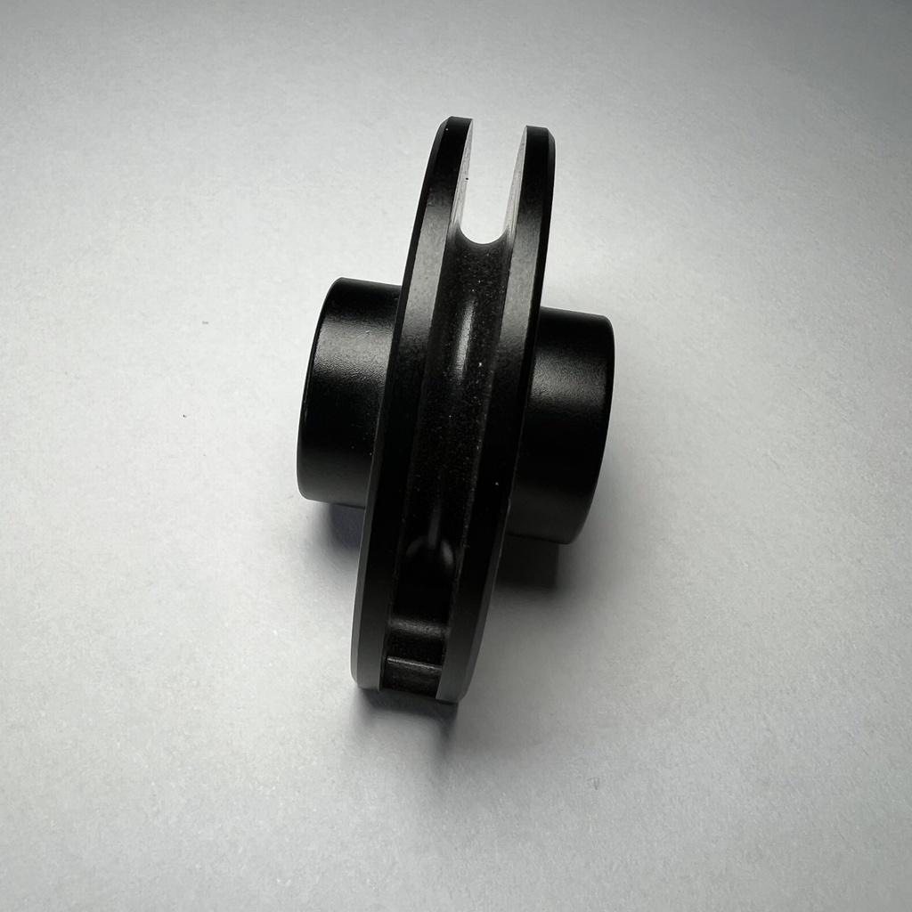 RB26 Throttle Shaft Connector With Cable Attachment