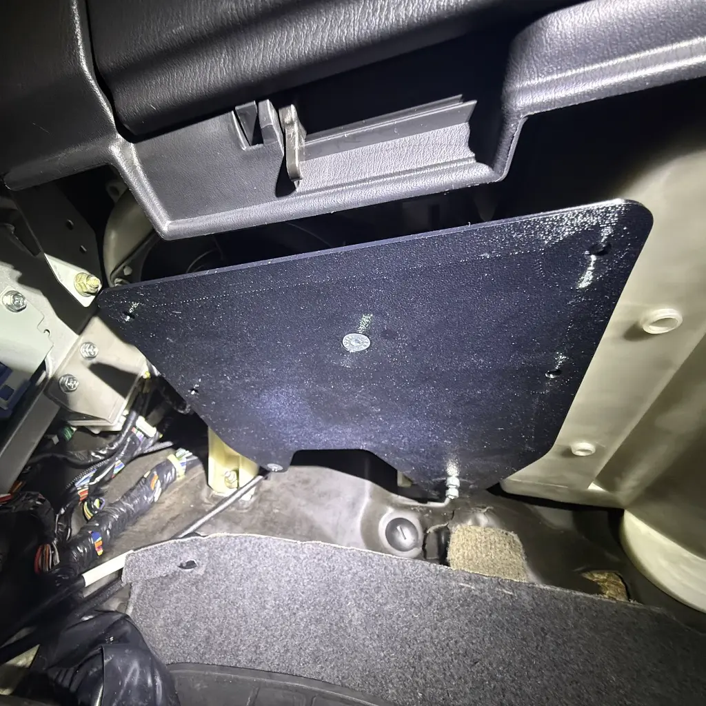 IEE-0413 ECU BRACKET FOR HALTECH R3 S3 S2 ECU RACE 3.webp