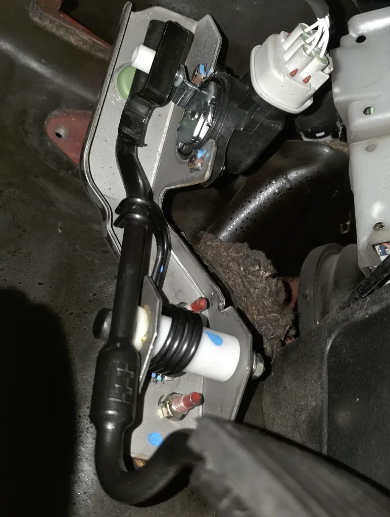 IEE-0073_S14 DBW PEDAL INSTALLED.webp