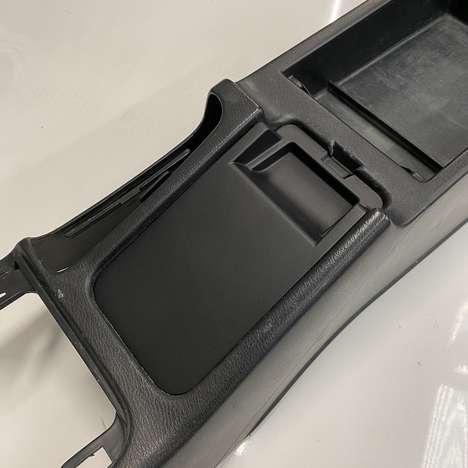 R33 Blank Centre Console Insert