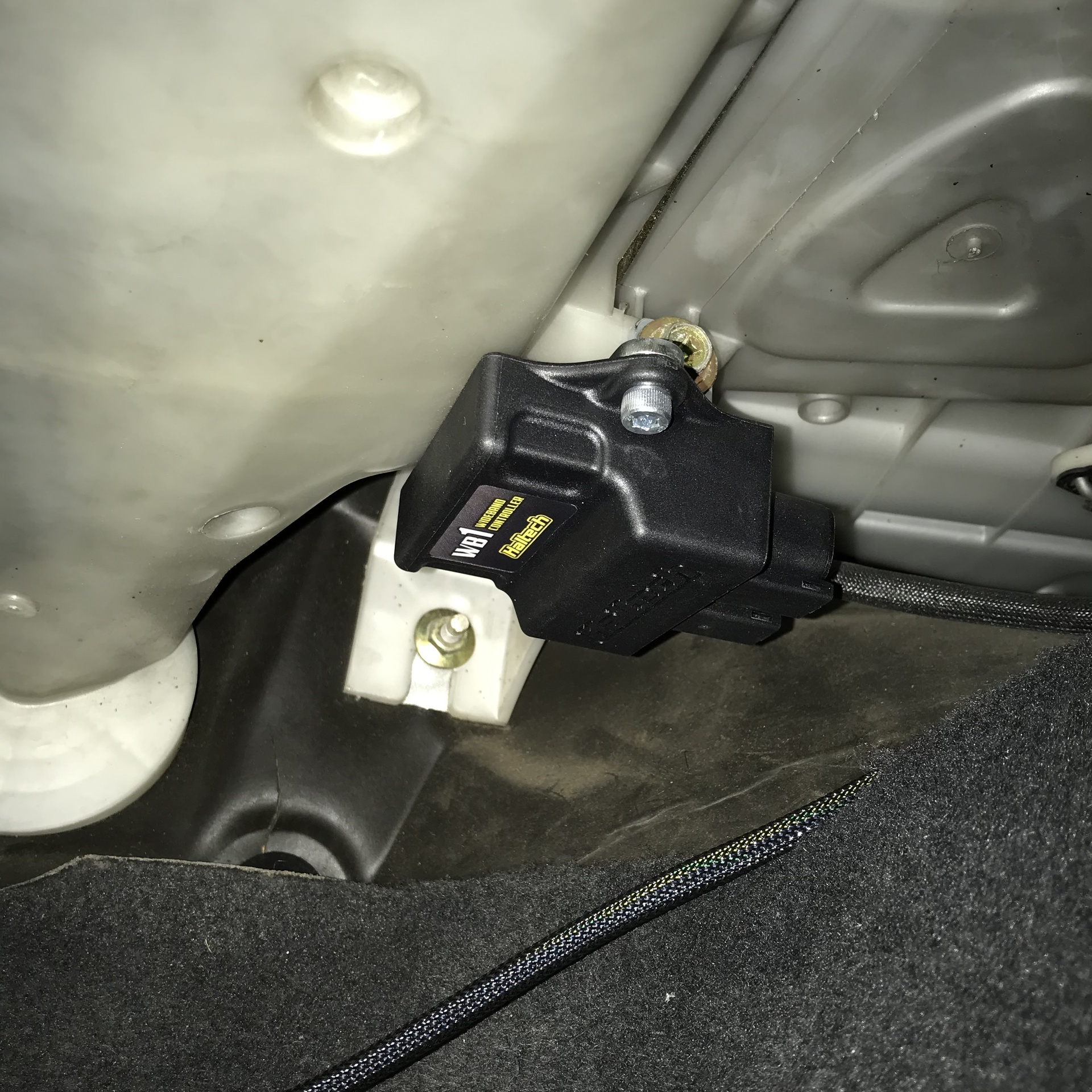 R33 Haltech WB1 Controller Mount