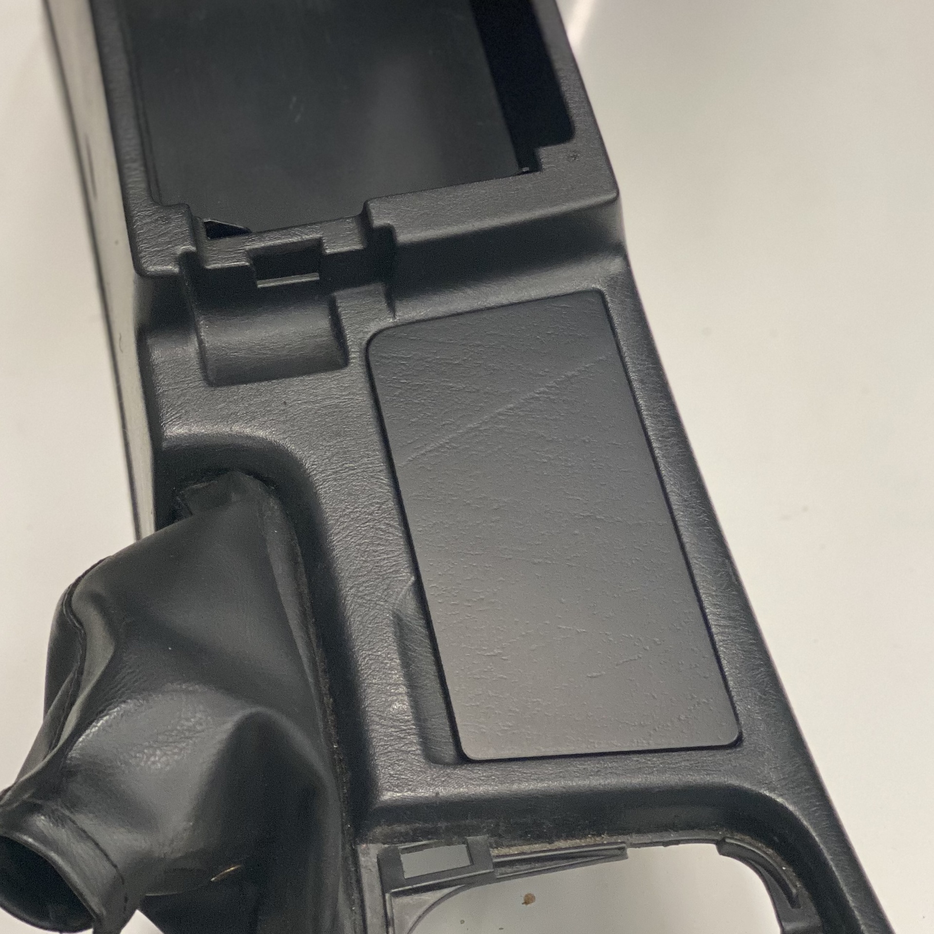 R34 Blank Centre Console Insert