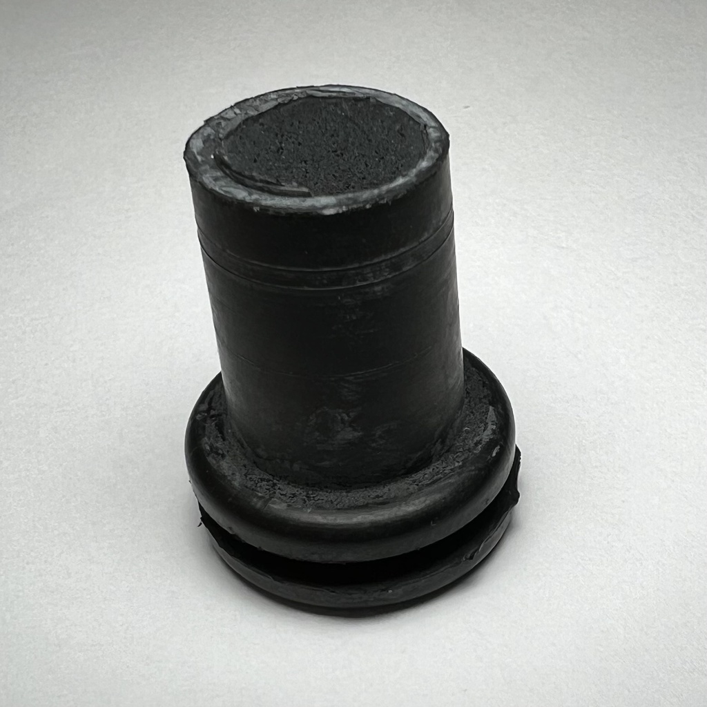 Sleeved Wiring Grommet 18mm OD x 12.50mm ID x 2.8mm ↧