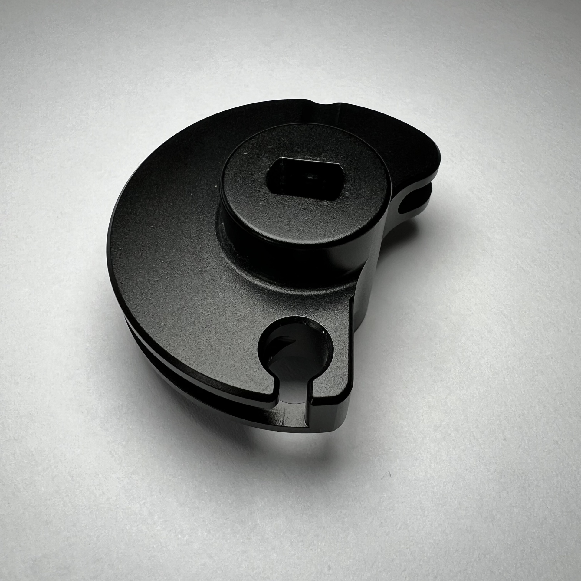 RB26 Throttle Shaft Connector With Cable Attachment
