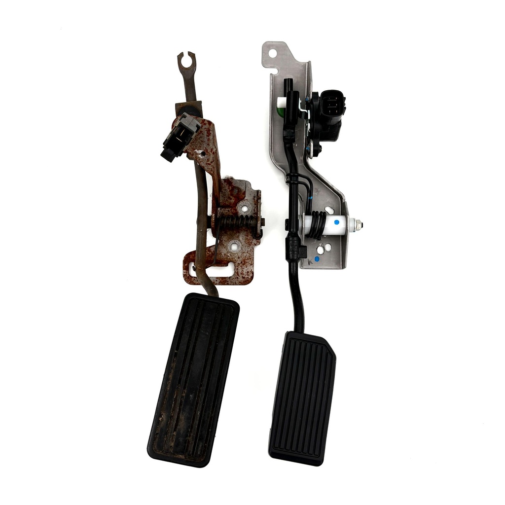 [PK-0242] Nissan Skyline R31 DBW Pedal Kit